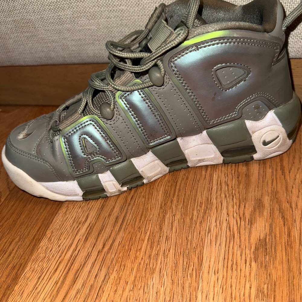 Nike Airs!!!!